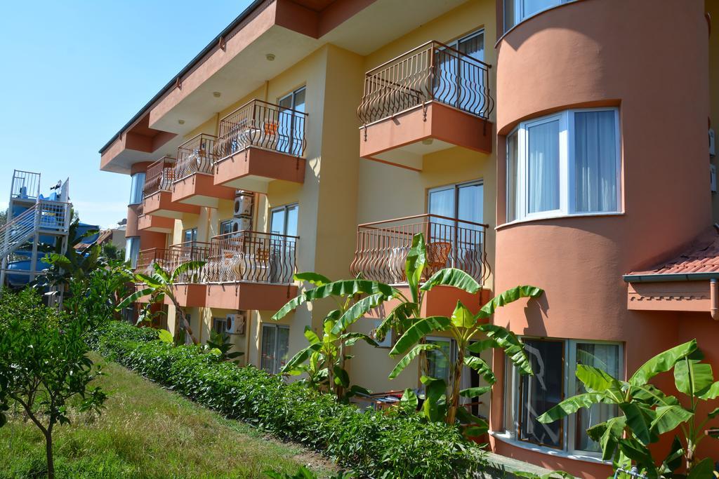 Yavuzhan Hotel Side