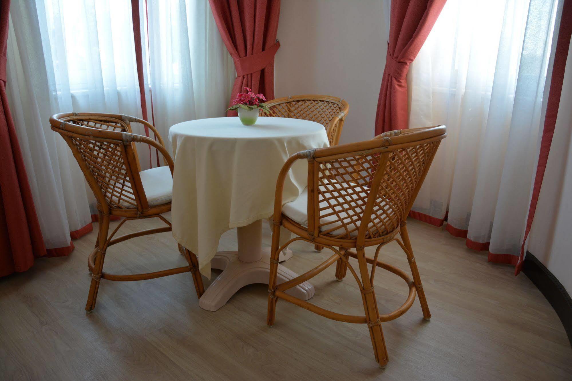 Yavuzhan Hotel 2*