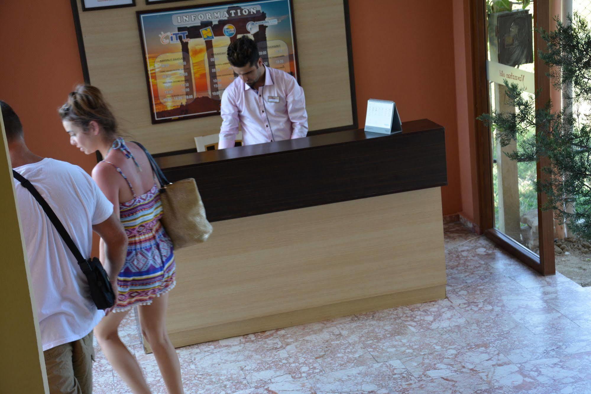 Yavuzhan Hotel 2*